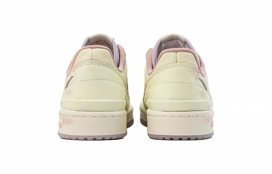 Adidas Originals FORUM Extreme Pink Heart Sweet Rabbit Cushioning Low top Skateboard Shoes Women's Beige Pink купить в интернет-магазине Yoocart с быстрой доставкой по России.