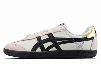 Onitsuka Tiger Tokuten Emotion In The Year Of The Dragon, Polaris Coverage Low top Skateboard Shoes Unisex Light Pink
