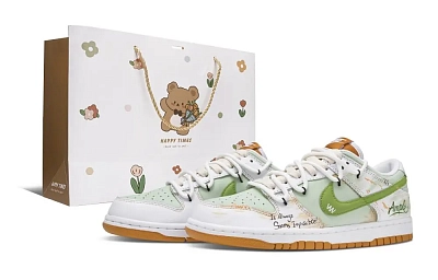Nike Dunk Newborn Abrasion Resistant Low top Skateboard Shoes Unisex White Green Orange