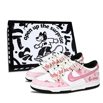 Nike Dunk Black White, Spring Cherry Blossom Black Shoe Box Abrasion Resistant Low top Skateboard Shoes Unisex Pink