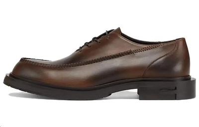 FENDI Men's Casual Shoes Men's Low top Brown