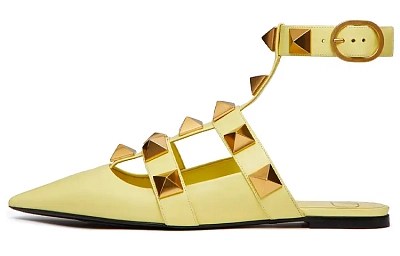 Valentino Roman Stud GARAVANI Casual Single Shoes Women's Lemon