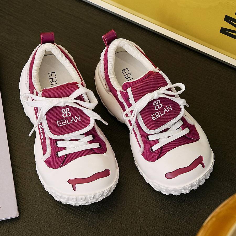 EBLAN Casual Shoes Women's Low top Red купить в интернет-магазине Yoocart с быстрой доставкой по России.