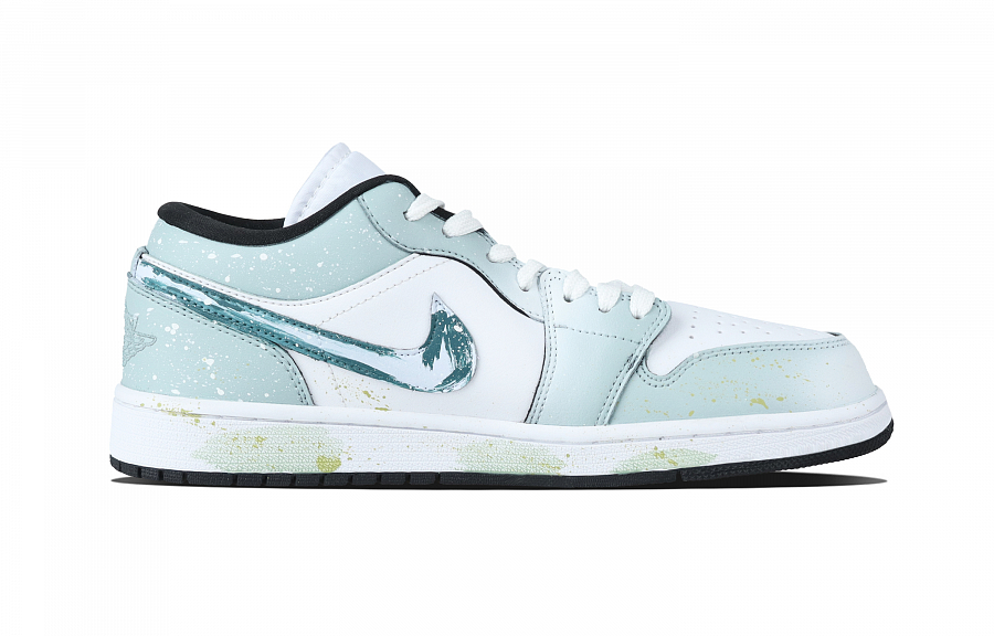 Jordan Air Jordan 1 Mint Morning Island Low top Skateboard Shoes Unisex Silver купить в интернет-магазине Yoocart с быстрой доставкой по России.