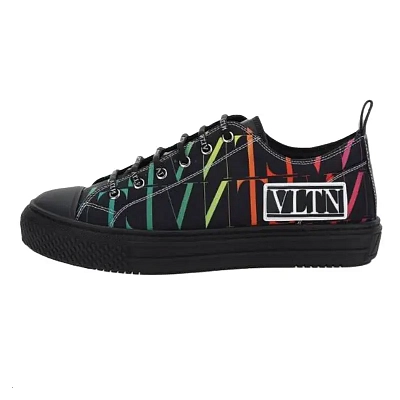 Valentino Giggies Low Top Skateboard Shoes Men's Black