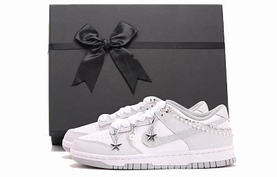 Nike Dunk Abrasion Resistant Low top Skateboard Shoes Unisex White