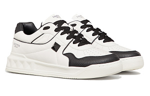 Valentino One Stud Low 'White Black' 2 4125641