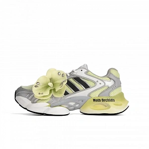 Adidas MEGASTRIDE Breathable And Lightweight Low top Running Shoes Women's Yellow