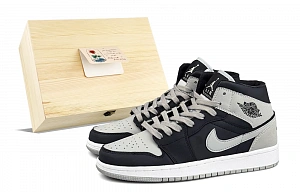 Jordan Air Jordan 1 Mid Cushioned Slip-Resistant High-Top Vintage Basketball Shoes Men's Black Gray Color
