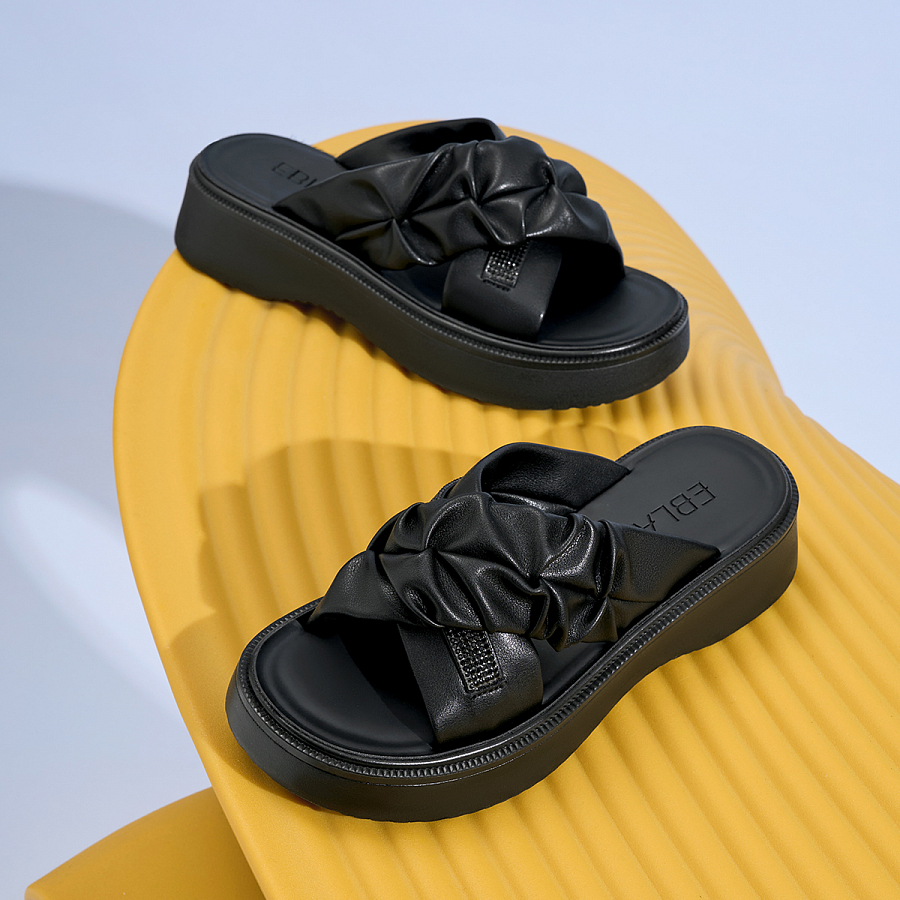 EBLAN Slide Slippers Women's Black купить в интернет-магазине Yoocart с быстрой доставкой по России.