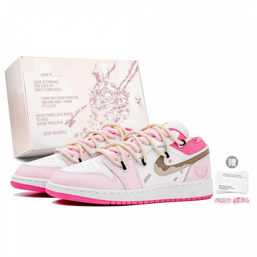 Jordan Air Jordan 1 Low-Top Skateboard Shoes Women's White Pink купить в интернет-магазине Yoocart с быстрой доставкой по России.