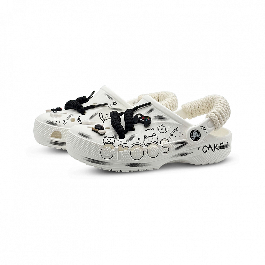 Crocs Classic Clog Cake Kitten Clogs Unisex White купить в интернет-магазине Yoocart с быстрой доставкой по России.