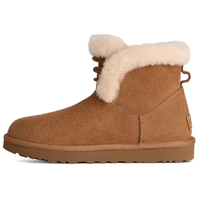 UGG Classic Novelty Snow Boots Women's Chestnut