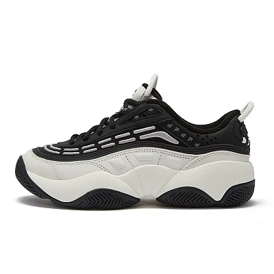 FILA FUSION Wear-Resistant Low-Top Vintage Basketball Shoes Women's Black/Light White