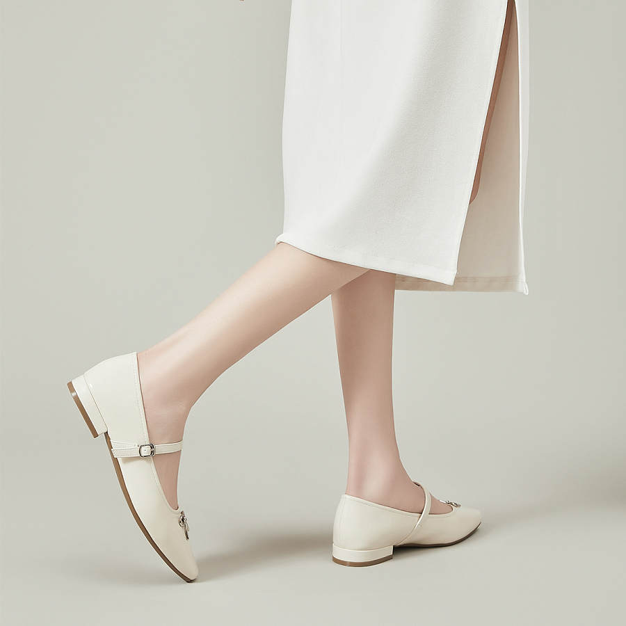 EBLAN Mary Jane Shoes Women's Beige купить в интернет-магазине Yoocart с быстрой доставкой по России.