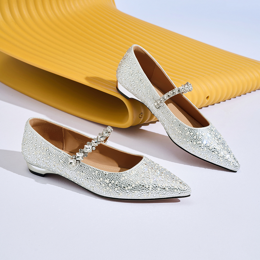 EBLAN Mary Jane Shoes Women's Silver купить в интернет-магазине Yoocart с быстрой доставкой по России.