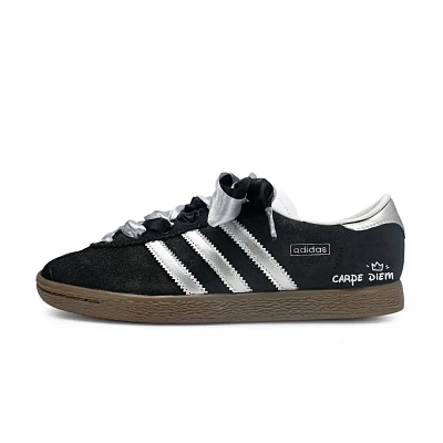 Adidas Originals Stadt German Army Trainers Women's Low top Silver