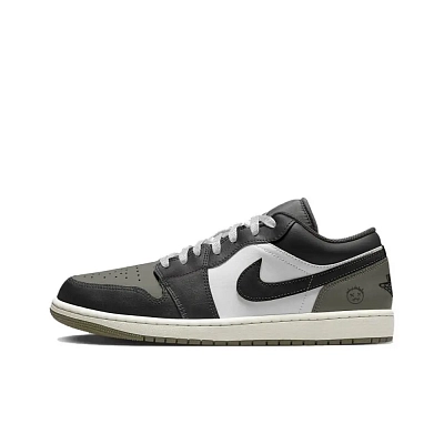Jordan Air Jordan 1 Cushioning, Wear Resistant Low top Vintage Basketball Shoes Unisex Black Brown