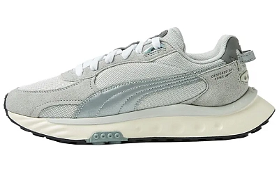 PUMA Wild Rider Low top Casual Shoes