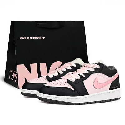 Jordan Air Jordan 1 Cushioning Low top Vintage Basketball Shoes Women's Black Pink