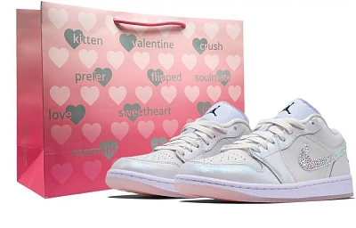 Jordan Air Jordan 1 Vintage Basketball Shoes Unisex Low top Beige/Pink
