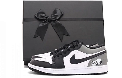 Jordan Air Jordan 1 Abrasion Resistant Coverage Low top Vintage Basketball Shoes Unisex Black Gray