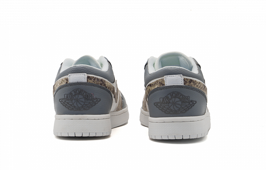 Jordan Air Jordan 1 Abrasion Resistant Low top Vintage Basketball Shoes Unisex White Gray купить в интернет-магазине Yoocart с быстрой доставкой по России.