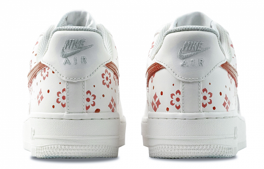 Nike Air Force 1 Red Flower Stationery Abrasion Resistant Low top Skateboard Shoes Unisex White Red купить в интернет-магазине Yoocart с быстрой доставкой по России.