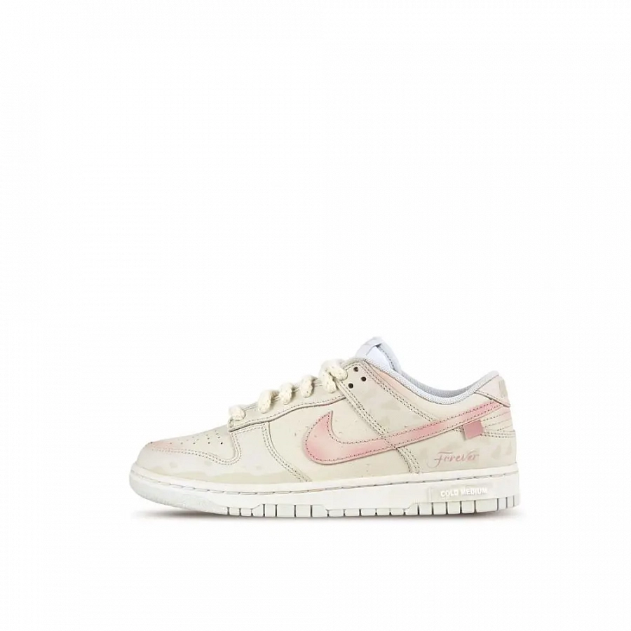 Nike Dunk Low Retro Wear resistant And Lightweight Low Top Skateboard Shoes Unisex Beige Pink купить в интернет-магазине Yoocart с быстрой доставкой по России.