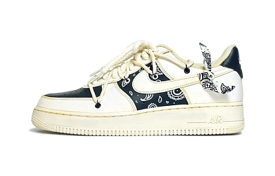Nike Air Force 1 Paisley Anti Slip Wear Resistant Low Top Skateboard Shoes Unisex White