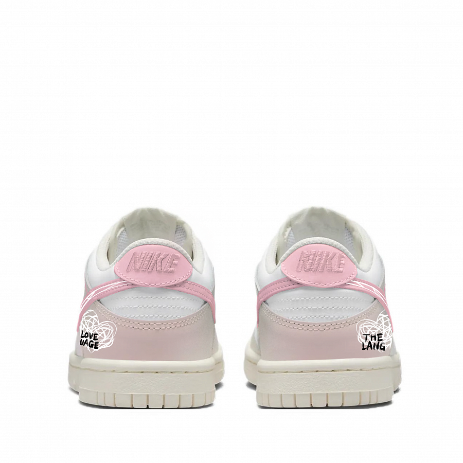 Nike Dunk Abrasion Resistant Slip Resistant Low top Skateboard Shoes, Women's Women's GS купить в интернет-магазине Yoocart с быстрой доставкой по России.