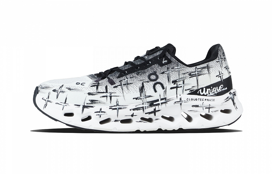 On Cloudtilt Collection Cushioning, Wear Resistant Low top Running Shoes Unisex Black White купить в интернет-магазине Yoocart с быстрой доставкой по России.