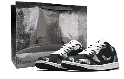Jordan Air Jordan 1 Dark Phoenix, Shopping Bag Abrasion Resistant Low top Vintage Basketball Shoes Unisex Black White