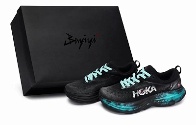 HOKA ONE ONE Bondi 8 Abrasion Resistant Low Top Running Shoes Men's Black Blue Pink