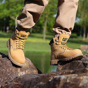 CAT Hiking Mountaineering Travel Martin Boots Men's Yellow 3 4359793