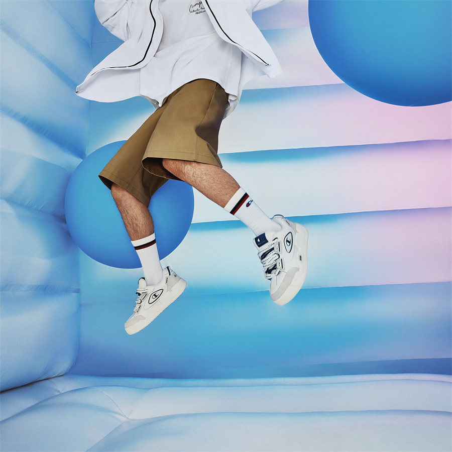 Champion Valve V2 Slip Resistant Cushioning Low Top Skateboard Shoes Unisex White купить в интернет-магазине Yoocart с быстрой доставкой по России.