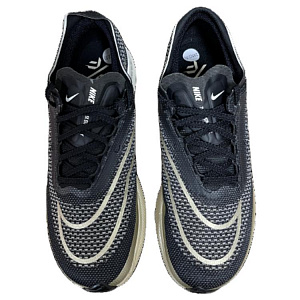 Nike Streakfly Black Metallic Gold Grain 3 4387013