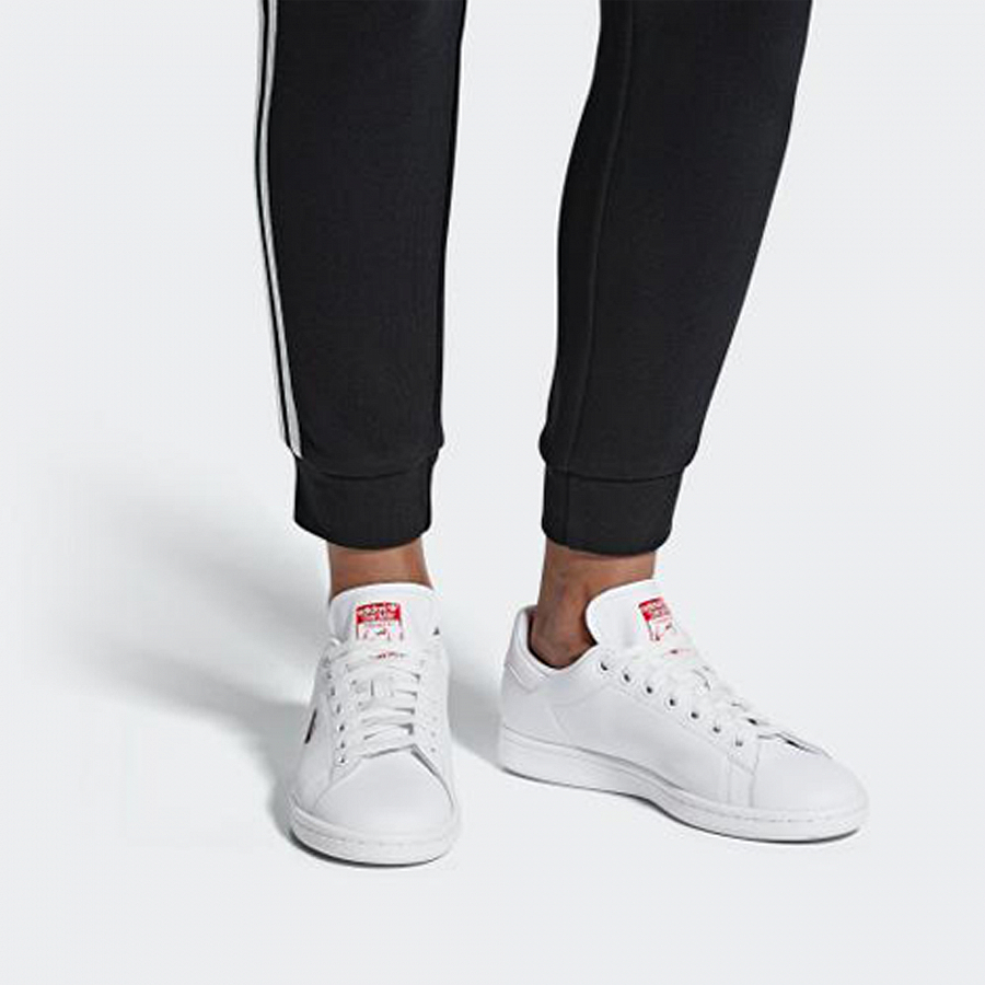 Adidas Wmns Stan Smith 'Valentine's Day' Women's купить в интернет-магазине Yoocart с быстрой доставкой по России.