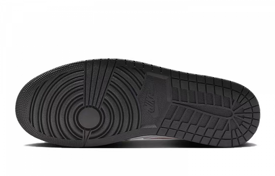 Jordan Air Jordan 1 Chicago Box Abrasion Resistant Low top Vintage Basketball Shoes Unisex Black Red купить в интернет-магазине Yoocart с быстрой доставкой по России.