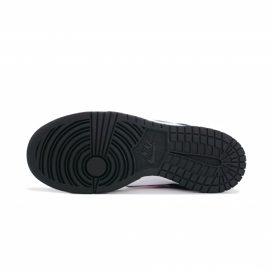 Nike Dunk Black And Pink Cat Abrasion Resistant Low top Skateboard Shoes Women's Gradient Pink купить в интернет-магазине Yoocart с быстрой доставкой по России.