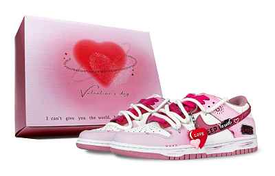 Nike Dunk Love Note Slip Resistant Abrasion Resistant Low top Skateboard Shoes Unisex