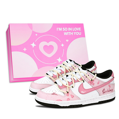 Nike Dunk Abrasion Resistant Low top Skateboard Shoes Unisex Pink