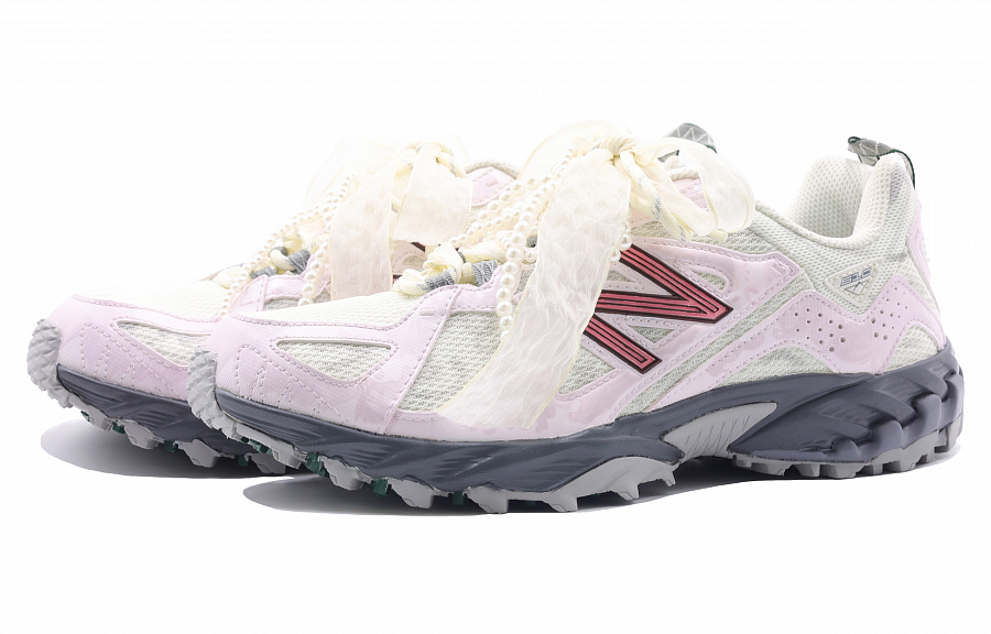 New Balance 610T Heartbeat Moments Abrasion Resistant Low top Hiking Shoes Unisex Pink купить в интернет-магазине Yoocart с быстрой доставкой по России.