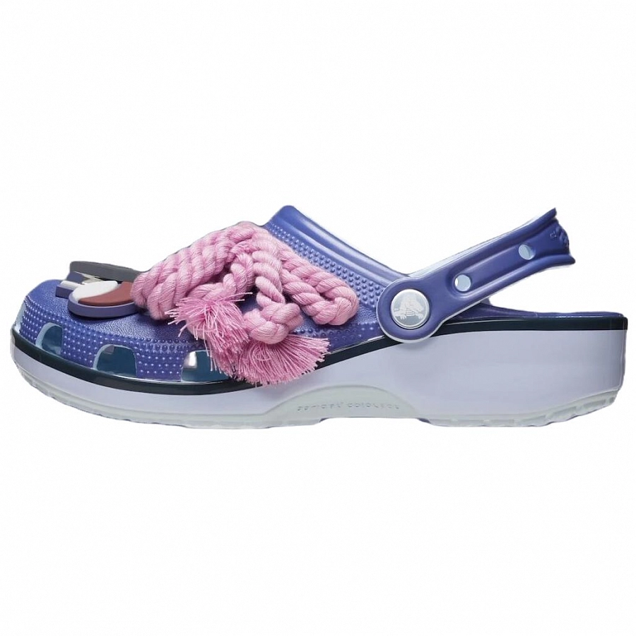 Crocs X Naruto Shippuden Classic Clog 'Sasuke' купить в интернет-магазине Yoocart с быстрой доставкой по России.