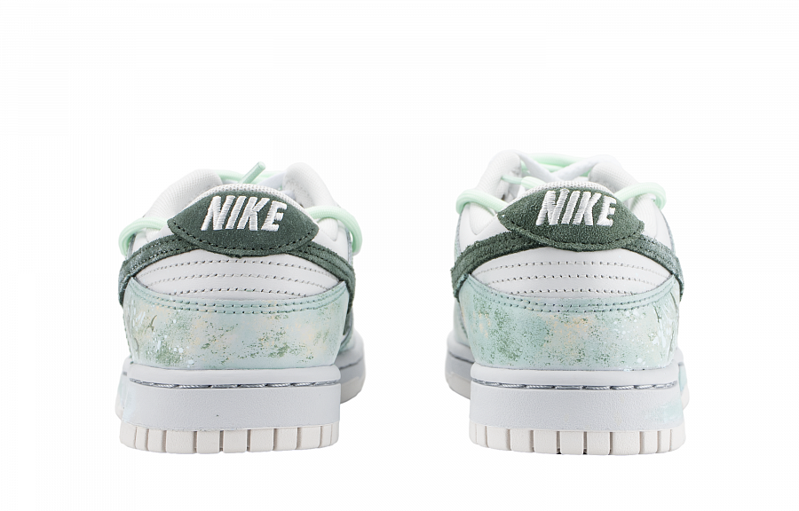 Nike Dunk Green Light Forest Abrasion Resistant Slip Resistant Low top Skateboard Shoes Unisex Green Apple купить в интернет-магазине Yoocart с быстрой доставкой по России.