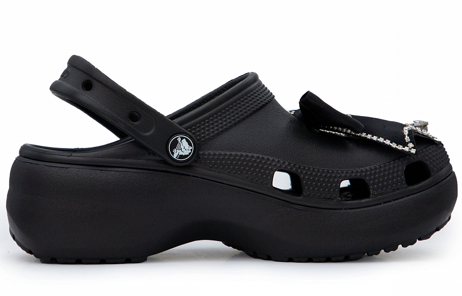 Crocs Classic Clog Black Butterfly Allure Clogs Women's Black купить в интернет-магазине Yoocart с быстрой доставкой по России.