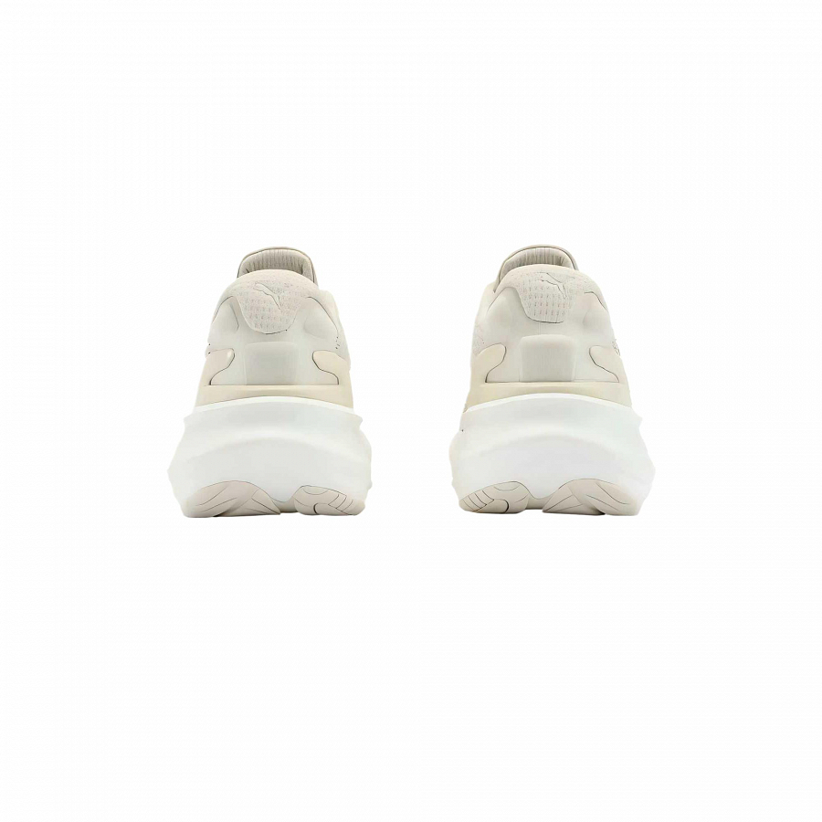 PUMA SCEND PRO Low top Running Shoes Unisex White купить в интернет-магазине Yoocart с быстрой доставкой по России.