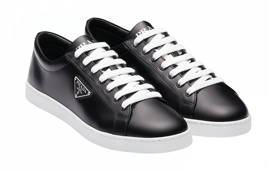 PRADA Brushed Sneakers Leather Black Black White купить в интернет-магазине Yoocart с быстрой доставкой по России.