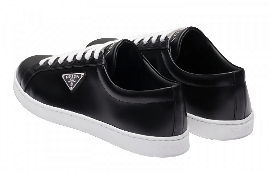 PRADA Brushed Sneakers Leather Black Black White купить в интернет-магазине Yoocart с быстрой доставкой по России.