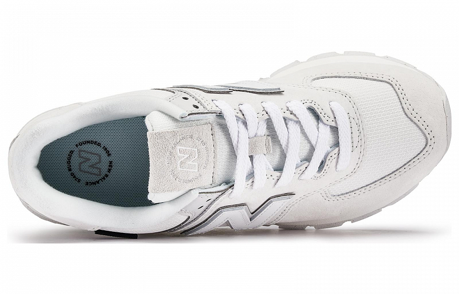 New Balance 574 Rugged White Sea Salt купить в интернет-магазине Yoocart с быстрой доставкой по России.